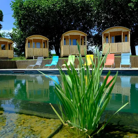 Maison 12 Couchages, Roulottes Et Piscine Naturelle